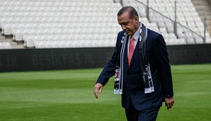 Recep Tayyip Erdogan spricht über die EM-Bewerbung der Türkei