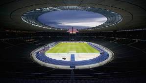 Im Olympiastadion soll nach DFB-Plänen der Ball bei der Em 2024 rollen