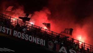 Fans des AC Milan und von AEK Athen lieferten sich in der U-Bahn auf dem Weg zum Stadion Schlägereien
