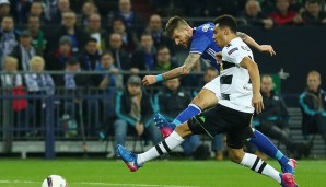 Schalke schüttelte sich kurz und schlug in der 25. Minute durch Winterneuzugang Guido Burgstaller zurück