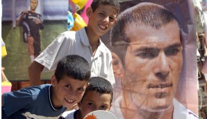 Im Land seiner Väter in Algerien fieberten die Fußball-Fans wohl beinahe genauso mit