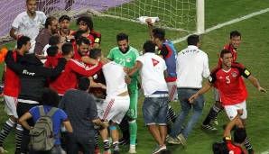 In der WM-Qualifikation erzielte Salah den entscheidenden Treffer zur Endrunde in Russland und löste damit einen Platzsturm der jubelnden Fans in Ägypten aus