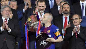 Andres Iniesta hat mit dem FC Barcelona die Copa del Rey gewonnen.