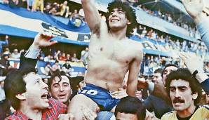 Auf Seiten der Bocas gilt Diego Armando Maradona als Vereinsikone. Dem "Goldjungen" ist sogar ein ganzer Saal im Vereinsmuseum gewidmet. Maradona bewies mehrmals seine Treue zu Boca und wurde trotz lukrativer Transferangebote des Erzrivalen nie schwach.