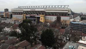 BOLEYN GROUND (London): Vom Upton Park, so war das Stadion im Osten Londons viel eher bekannt, zu den Upton Gardens: Die ehemalige Spielstätte West Ham United weicht seit Anfang 2017 einem Wohnblock.