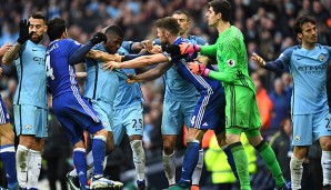 Nach den Rangeleien zwischen FC Chelsea und Manchester City drohen harte Strafen