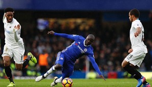 Ngolo Kante spielte sich im Chelsea Mittelfeld fest