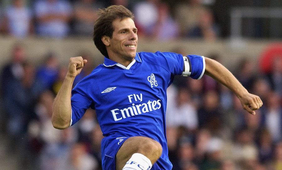 MITTELFELD: In der Saison 2002/03 verabschiedete sich Gianfranco Zola mit 14 Toren vom FC Chelsea. In seiner gesamten Laufbahn bei den Blues schoss er 58 Tore