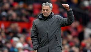 ManUnited-Coach Jose Mourinho warnt seine Stars, dass Gehalt oder Ablöse keine Kriterien für eine Aufstellung seien.