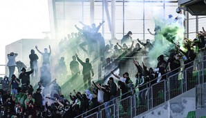 In Saint-Etienne wurde ein Geisterspiel von Fans gestürmt