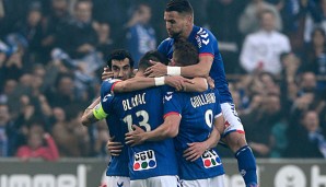 Die Spieler von Racing Straßburg bejubeln den entscheidenden Sieg gegen den FC Bourg-Peronnas