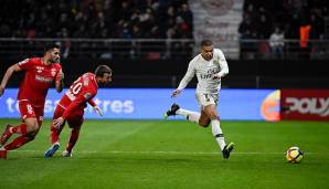 Paris Saint-Germain schoss sich nach dem Champions-League-Aus gegen Manchester United, in der liga den Frust von der Seele.
