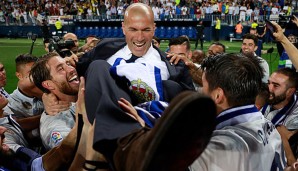 Zinedine Zidane trainiert Real Madrid