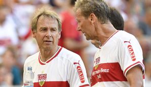 Jürgen Klinsmann (l.) und Guido Buchwald spielten gemeinsam für den VfB.
