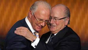 Sepp Blatter streitet Aussagen über eine Zahlung an Franz Beckenbauer ab.
