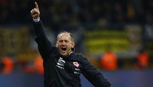 Torsten Lieberknecht will mit Eintracht Braunschweig in die Bundesliga