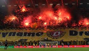 Fans von Dynamo Dresden sorgten während des Sachsenderbys für feurige Stimmung auf den Rängen.