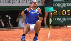 2017 stand unter der Überschrift "La Decima". Nadal schrieb mit seinem 10. Titel in Paris Tennis-Geschichte und zog nebenbei mit seinem dritten Triumph ohne Satzverlust mit Björn Borg gleich. Stan Wawrinka verlor im Endspiel 2:6, 3:6 und 1:6.