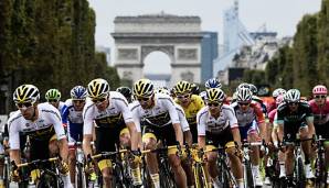 Die Tour de France endet traditionell auf dem Champs Elysees in Paris.