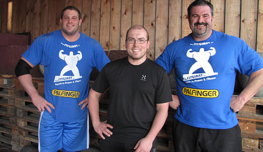 Drei Männer beim Strongman-Training: Martin Wildauer, Alexander Mey und Heinz Ollesch (v.l.)