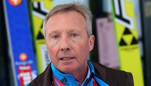 Walter Hofer leitet als FIS-Renndirektor die Geschicke des Skisprungzirkus