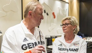 Die Nationalmmanschaft hat den Teams von Horst Hrubesch und Silvia Neid Mut zugesprochen