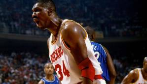 1995 Finals, Game 1: Nach 20-Punkte-Rückstand ballerte Kenny Smith die Rockets mit sieben Dreiern noch in die Overtime. Dort übernahm Hakeem Olajuwon, während Orlandos Nick Anderson vier Freiwürfe in der letzten Minute vergab.