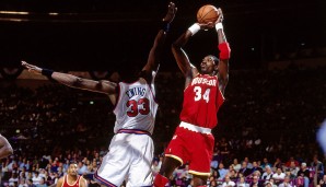 Platz 6: Hakeem Olajuwon (1994: 27,3 Punkte, 11,9 Rebounds, 3,7 Blocks) - Der Dominator in MJs Baseball-Jahren. Ohne Hakeem, keine Titel für die Rockets