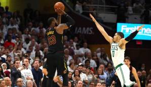 2018, Conference Finals vs. Boston Celtics, Game 6 – 109:99 gewonnen. Die jungen Celtics wollten Clevelands vierte Finals-Teilnahme am Stück verhindern, LeBron hatte etwas dagegen. Stats: 46 Punkte, 17/33 FG, 11 Rebounds, 9 Assists.