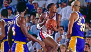 1988: Wieder stehen die Lakers im Finale. Es geht gegen Detroit mit Isiah Thomas. Die Pistons führen 3:2, doch Thomas ist am Knöchel verletzt. Das ist ihm egal - mit Schmerzen legt er allein im dritten Viertel 25 Punkte auf. Doch Mo-Town verliert.