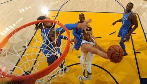 Stephen Curry hat die Golden State Warriors zum Auftaktsieg über die OKC Thunder geführt.