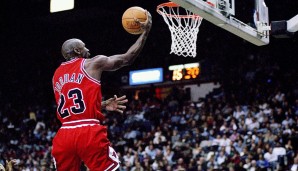 Love of the Game: Auch in anderen Sportarten geht es mitunter kurios zu: So erhielt Michael Jordan 1988 von den Bulls einen Vertragszusatz, der den Titel "Love of the Game"-Klausel erhielt...