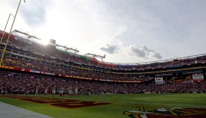 Washington Redskins: Von 2004 bis 2010 war FedExField das größte Stadion der NFL, 91.000 Zuschauer passten damals rein. Inzwischen ist die Kapazität auf 82.000 geschrumpft, das Stadion wurde bereits 1997 eröffnet und hat mehrere Renovierungen hinter sich