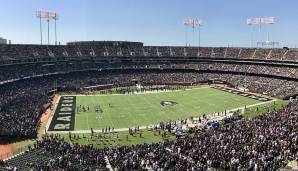 Noch muss man allerdings geduldig sein, bis man die Sicht auf den Vegas-Strip genießen kann. Bis dahin haben die Raiders nämlich noch fünf Spiele im altehrwürdigen Oakland Coliseum zu spielen.