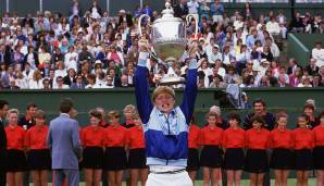 Mit 16 Jahren feiert Becker 1985 seinen ersten Turniersieg. Im Londoner Queen's Club, natürlich auf Rasen