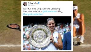 Twittergröße Philipp Lahm gratuliert Angie zu ihrem Sieg.