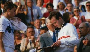Sein starkes Grundlinienspiel lässt ihn auch auf Sand gut aussehen. Im Finale der French Open 1984 führt er gegen Ivan Lendl mit 2:0 in Sätzen, verliert aber auch wegen einiger Wutanfälle noch mit 6:3, 6:2, 4:6, 5:7, 5:7.