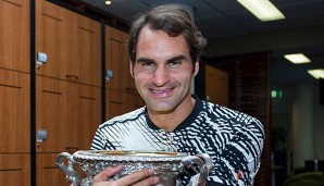 Roger Federer - eins mit Grand-Slam-Trophäe Nummer 18