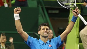 Novak Djokovic bejubelt den Finalsieg in Doha