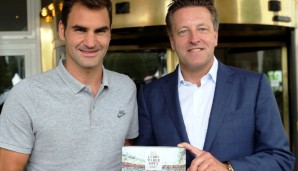Turnierdirektor Ralf Weber (re) und sein Zugpferd Roger Federer