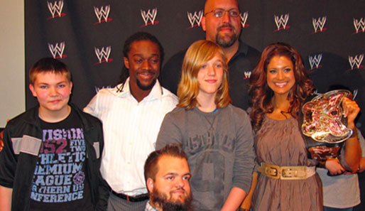 Marco Lux und Aaron Leiting trafen bei der WrestleMania Reading Challenge die WWE-Superstars