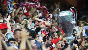 Red Bull Salzburg-Fans feiern den Sieg gegen KRC Genk