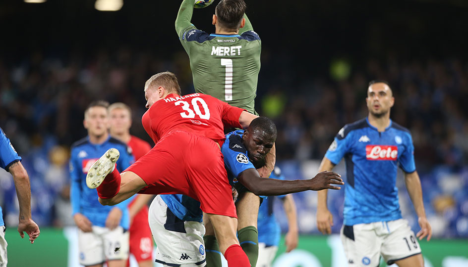 Tuttosport: Napoli-Salzburg ist eine Qual für Ancelotti, der auf die Wende nach einer durchaus schwierigen Woche gehofft hatte.