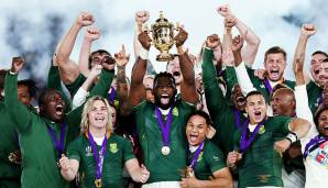 TEAM DES JAHRES: Südafrika (Rugby-Union-Nationalmannschaft) - angeführt von ihrem ersten schwarzen Kapitän Siya Kolisi schlugen die Springboks im Finale England und gewannen damit ihre dritte Rugby-Weltmeisterschaft.