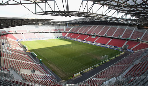 Das Wörthersee-Stadion war am Tag der EM-Auslosung noch keine drei Monate alt. 32.000 Zuschauer passen rein
