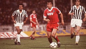 Der HSV hat Magath in guter Erinnerung. Als Spieler erzielt er 1983 das 1:0 gegen Juve und holt den Landesmeisterpokal nach Hamburg.