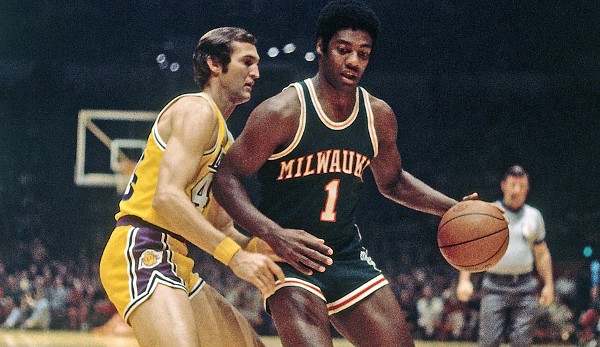 Platz 13: OSCAR ROBERTSON (1960-1974) - 26.710 Punkte in 1.040 Spielen - Cincinnati Royals, Milwaukee Bucks