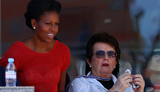 Tag 12: Hoher Besuch in Flushing Meadows - die First Lady Michelle Obama (l.) schaute in der Loge von Billie Jean King vorbei