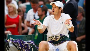 Murray hat weniger Spaß. Gegen Federer sieht die britische Hoffnung kaum einen Stich und scheidet aus