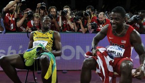 TAG 6: Usain Bolt hängt Justin Gatlin auf beeindruckende Weise auch über die 200m ab - und chillt anschließend erst einmal gemeinsam mit dem Rivalen